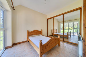 Photo 1- click for photo gallery